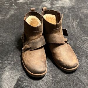 UGG brown waterproof booties size 9